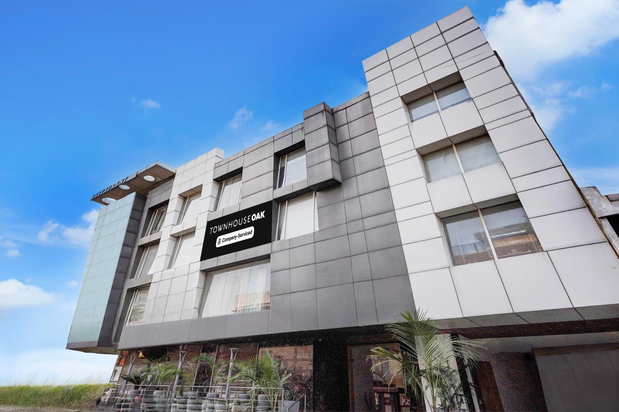 Townhouse Oak Agra Near Sultanganj Puliya Formerly Bb Grand מראה חיצוני תמונה