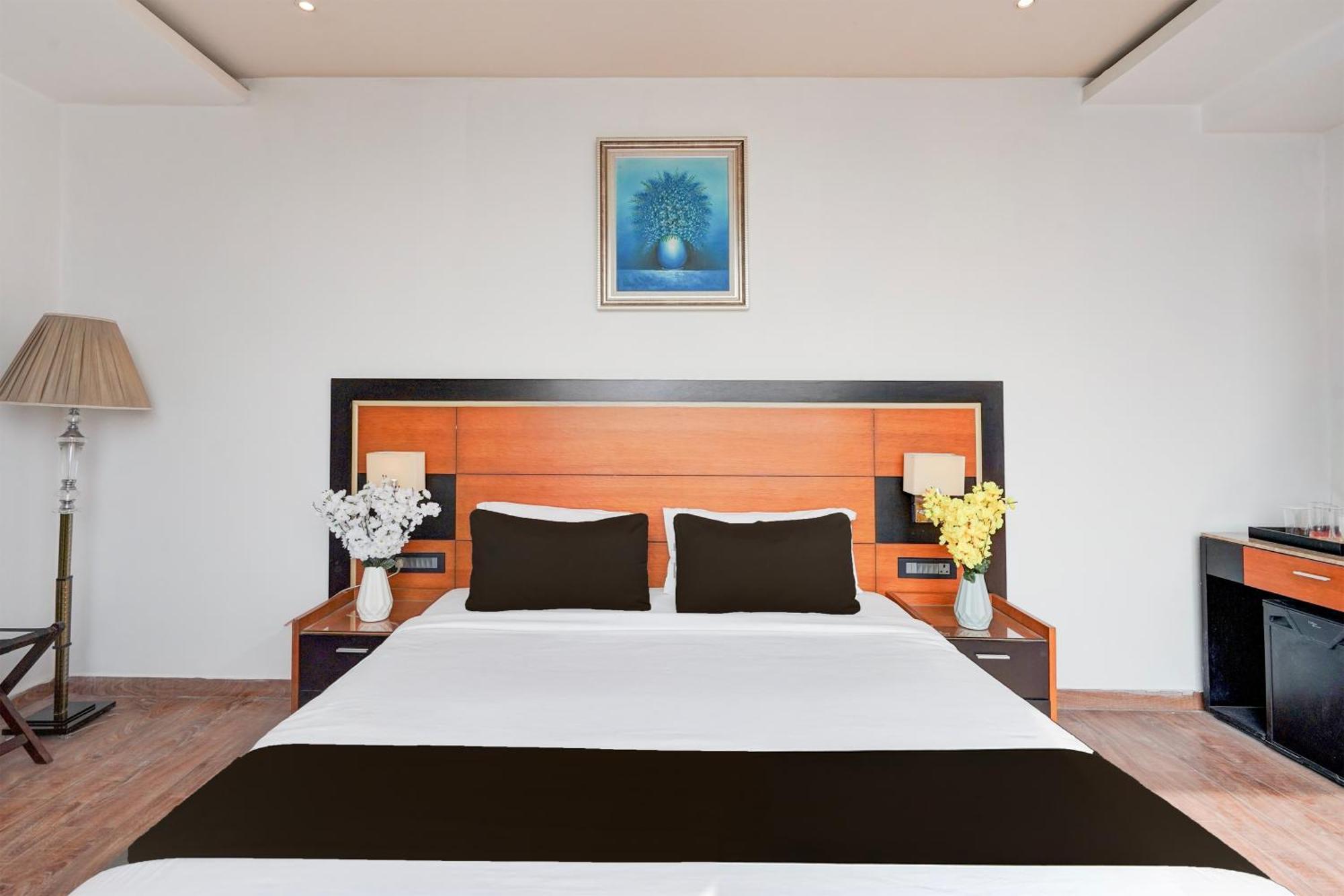Townhouse Oak Agra Near Sultanganj Puliya Formerly Bb Grand מראה חיצוני תמונה